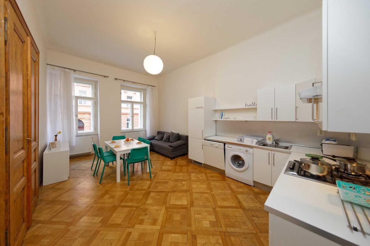 Apartment Manesova 4 Πράγα Εξωτερικό φωτογραφία