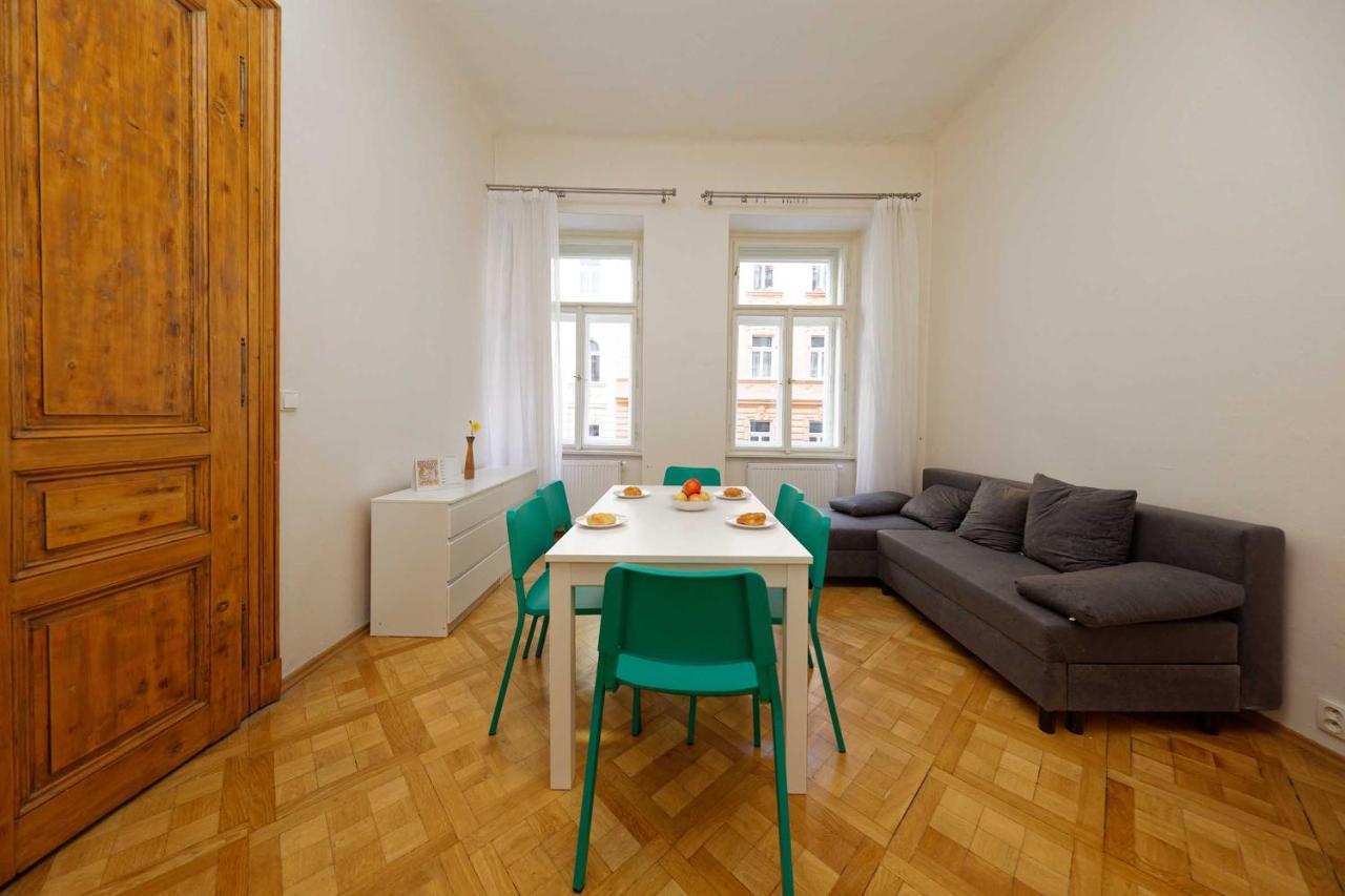 Apartment Manesova 4 Πράγα Εξωτερικό φωτογραφία